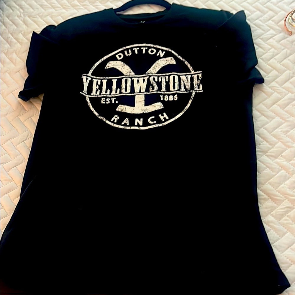 Black Yellowstone Dutton Ranch T-Shirt